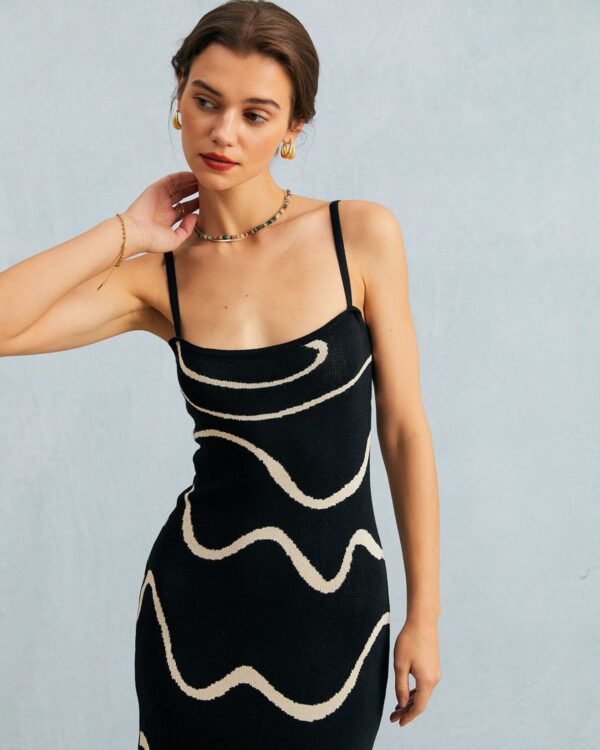 Black Wave Mermaid Hem Knit Midi Dress - Image 3