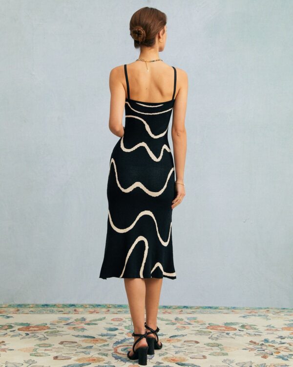 Black Wave Mermaid Hem Knit Midi Dress - Image 7